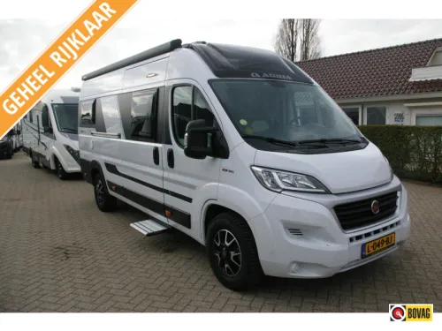 Adria Supreme 640 SLB Single beds, panorama.