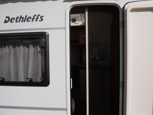 Dethleffs Camper 450 FL Mover, Markise, Fahrradtr&auml;ger Foto: 2