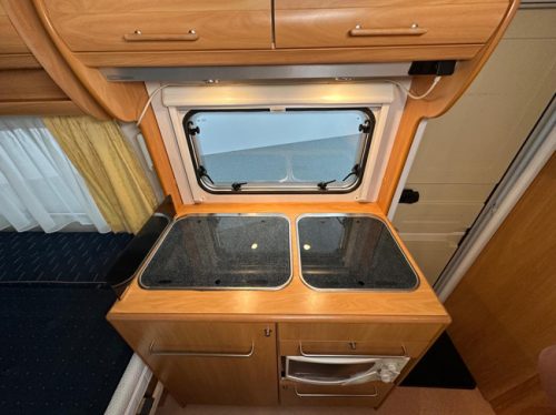 Chateau Cantara 403 C Comfort Traveller photo: 7