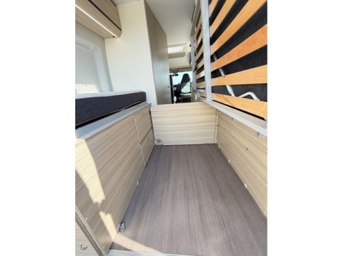 Adria Twin Plus 600 Fourgon am&eacute;nag&eacute; Busbiker / Lithium / Solar / Omvormer / 2 ans de garantie / photo : 14