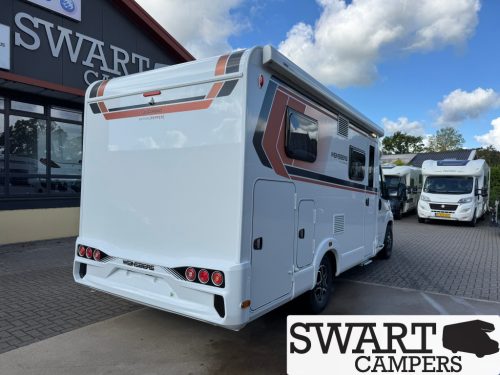 Weinsberg CaraCompact 600 MEG Edition [pepper] photo: 3