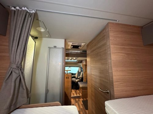 Weinsberg CaraSuite 700 MEG foto: 21