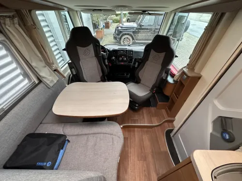 Knaus Platinum Selection 650 MEG Einzelbetten Integriert  Foto: 13