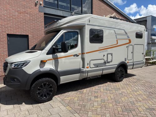 Hymer ML-T 580 4X4 Crosstrail photo: 8