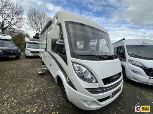 Hymer B 704 PL 3.0 M-JET 180 PK AUTOMAAT foto: 11