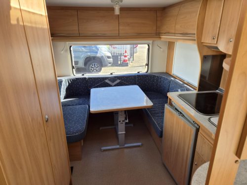 B&uuml;rstner Ventana 460 TS Mover-Awning with front wall photo: 2