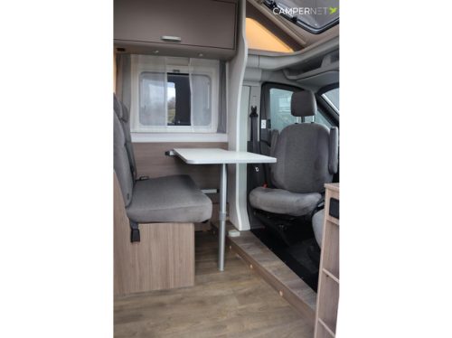 Carado T338 165PS Automatik | BR System | LPG Anlage | L&auml;ngsbetten | Wechselrichter | Lithium | Backofen | Solarpaneele | Bearlock | Editio Foto: 6