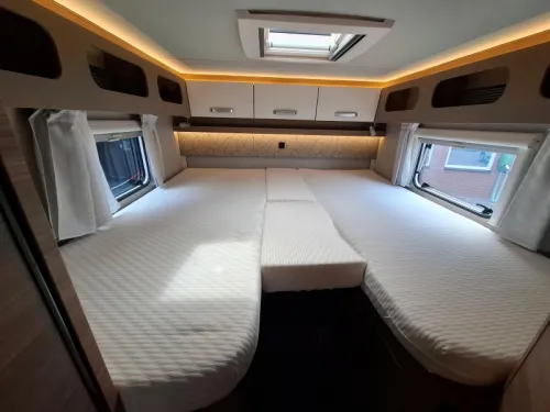 Weinsberg CaraCompact Pepper 600 MEG | Nivelliersystem | Dachklimaanlage Foto: 12