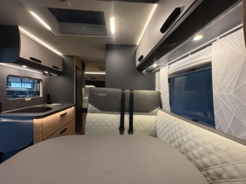 Knaus L!ve Ti 650 MEG Platinum / niedrige Betten Foto: 6