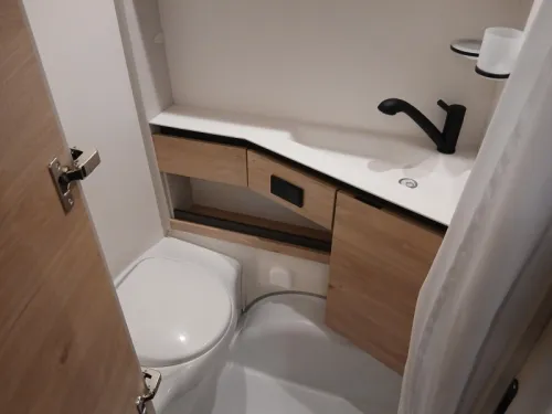 Dethleffs Camper 460 EL Foto: 12