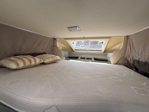 Challenger 377 SINGLE BEDS+POP-TOP ROOF LEVELLING SYSTEM MAXFANN photo: 3
