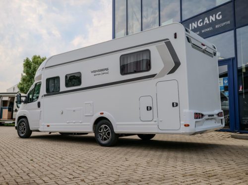 Weinsberg CaraSuite Spicy 700 DX AUTOMATIC FACE 2 FACE 2027 photo: 2