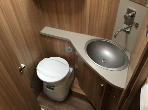 Knaus R22 700 MEG PLATINUM AUTOMATIC, LEVEL, 25,000KM photo: 12