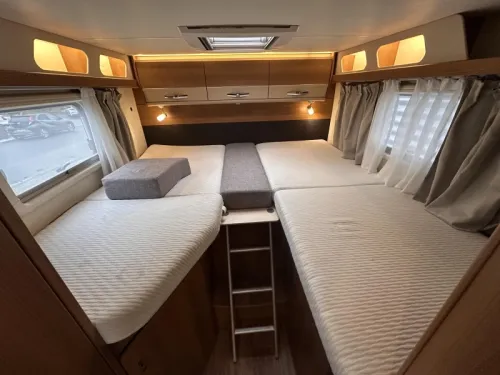 Knaus Platinum Selection 650 MEG Einzelbetten Integriert  Foto: 10