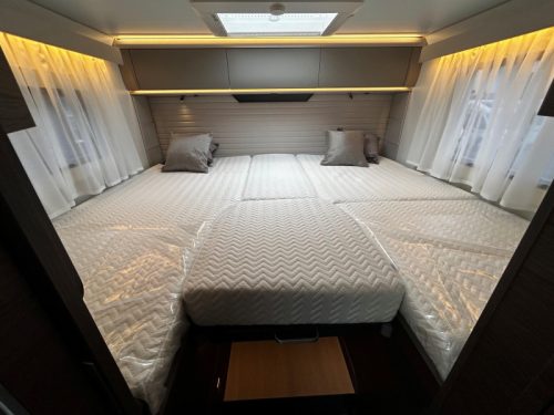 Adria Coral Supreme 670 DL Leder, Adapt. Cruise foto: 16