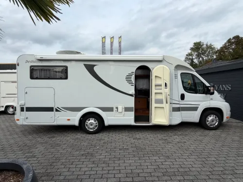 Dethleffs Esprit 6870 I GARAGE/GROSSES BETT/SCH Foto: 1