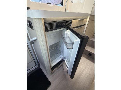 Adria Compact SL Supreme 9T-Automaat 180PK Enkele Bedden Leer Luifel foto: 21