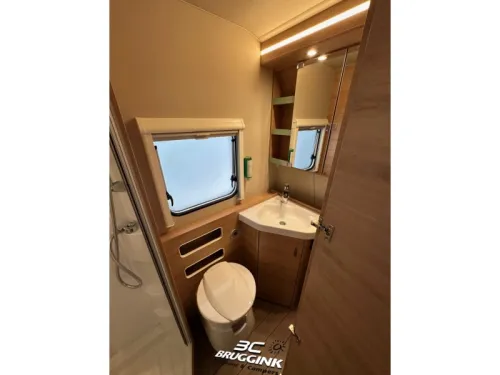 Knaus Sudwind 60 Years 500 QDK STAPELBED MIT MAGNETRON Foto: 9