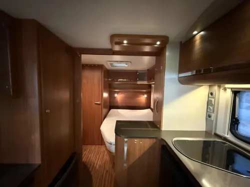 Adria Adora 492 UP incl. Mover photo: 11