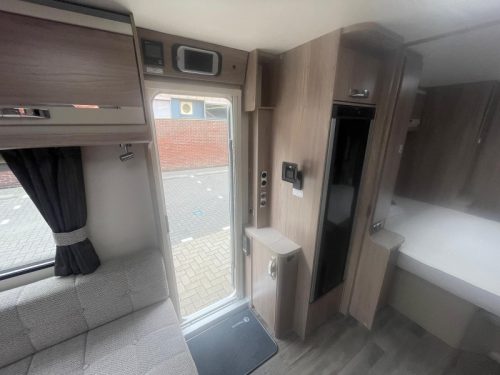 Sprite Cruzer 550 Queensbed photo: 6