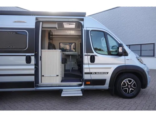Adria Twin 640 SGX Automaat  foto: 8