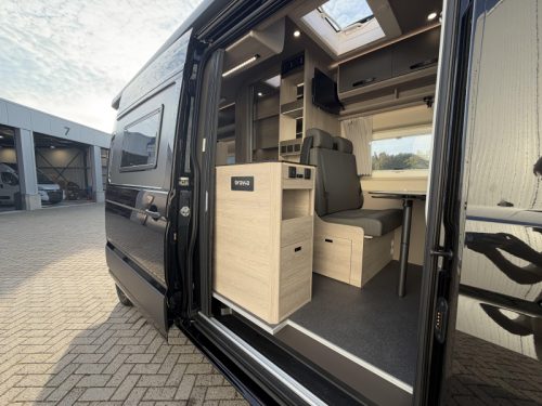 Bravia Mobil SWAN 680 4X4 photo: 8