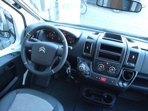 Adria Coral Axess 650 DL Einzigartiger Aktionspreis! Foto: 10