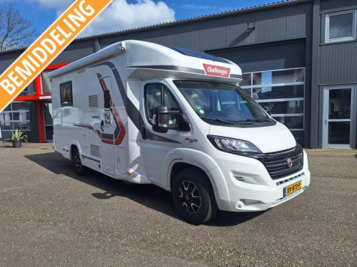 Challenger 288 EB ruim queensbed  foto: 0