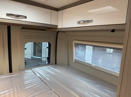 P&ouml;ssl 2Win Plus 600 D-line 140 hp AUTOMATIC 9-speed Euro6 Fiat Ducato NIEUW **Slechts 6 meter/Groot dwarsbed/4 zitplaatsen/Luifel/Apple photo: 13