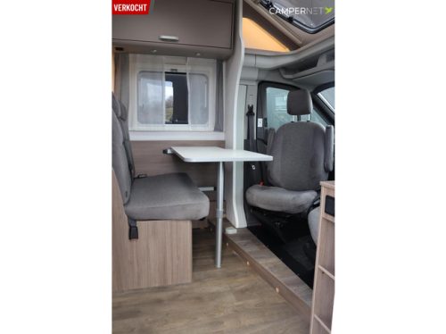 Carado T338 165PS Automatik | BR System | LPG Anlage | L&auml;ngsbetten | Wechselrichter | Lithium | Backofen | Solarpaneele | Bearlock | Editio Foto: 6