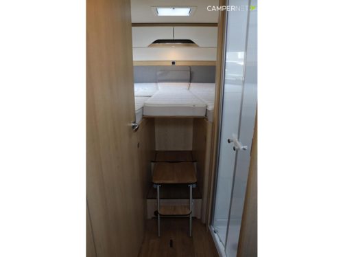 Hymer BMC-I 680 170pk Automaat | Hefbed | Gescheiden douche | Leder | Lithium | Omvormer | Zonnepanelen | SLC Chassis | Centrale vergr foto: 18