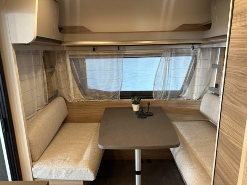 Dethleffs Nomad 460 EL underfloor heating / ATC photo: 13