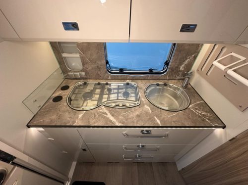 B&uuml;rstner Averso 470 TS Harmony Line photo: 16