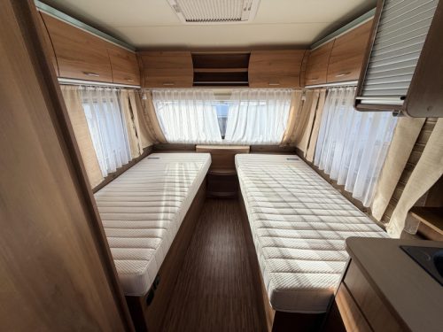B&uuml;rstner Averso 460 TL Einzelbetten, Mover Markise Foto: 4