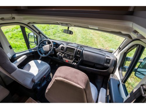 LMC Tourer Lift H 720 Semi-integrated | Cruise control | Awning | Reversing camera | Shower |Toilet |4 Berths | photo: 2