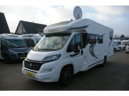 Chausson Welcome 747 GA Single beds, Pop-top roof. photo: 3