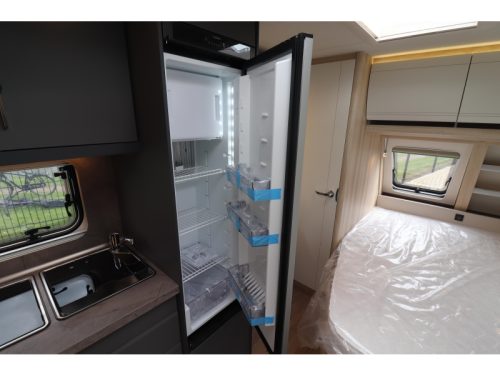 Hobby De Luxe 460 UFE TopSelect package - 240 photo: 11