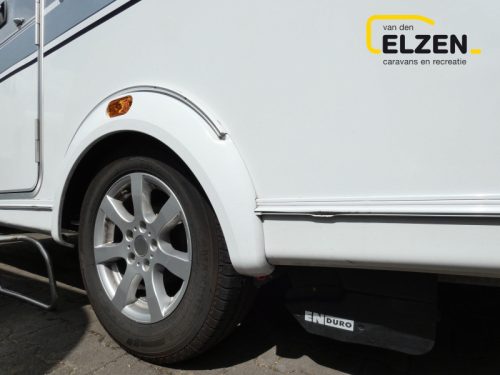 Knaus Sudwind Silver Selection 500 FU Mover, Awning/ Tent Unico photo: 2