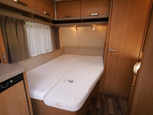 Knaus Sport 450 FU including awning photo: 10