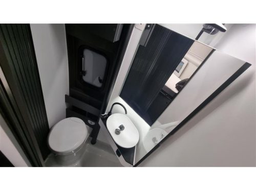 Adria Twin Supreme 640 SLB Foto: 6