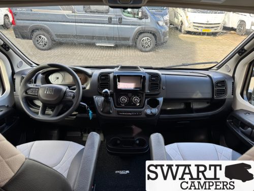 Weinsberg CaraBus Grey 630 ME Edition [Fire], Single Beds Automatic Maxi photo: 9