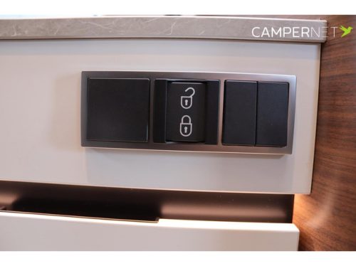 Hymer BMC-I 680 170PS Automatik | Facelift! | Hubbett | Alde | Lithium-Autarkiepaket | L&auml;ngsbetten | Winterpaket | Getrennt Foto: 14