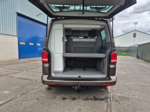 Volkswagen T5 California 180 DSG photo: 8
