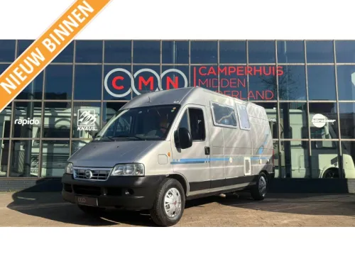 Adria Twin 560 560,Fixed bed,Air conditioning
