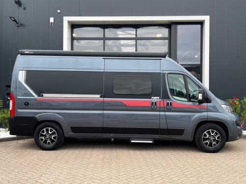Pilote V 600 G Awning, Bicycle Rack, TV, photo: 3