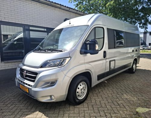POESSL KW 25 bus camper with leveling system and air suspension