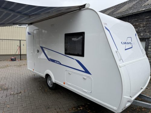 Caravelair Alba 400 FIXED BED DINETTE AWNING photo: 3