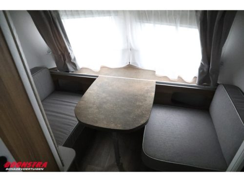Eriba Touring 430 **NEW/NEU** Awning Transverse bed LMV photo: 17