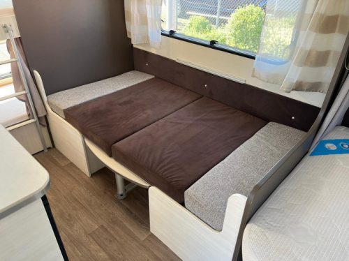 Caravelair Antares 476 Family Litera | Portabicicletas | Avance | TV | Cama francesa | Asiento de tren | Mosquitera foto: 13
