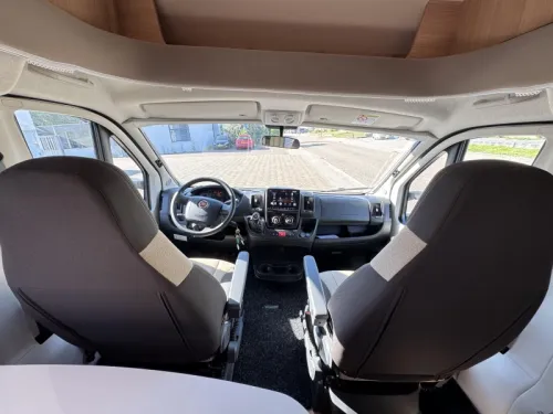 Forster T 741 EB 5pers|Alpine navi|2Aircos Foto: 5